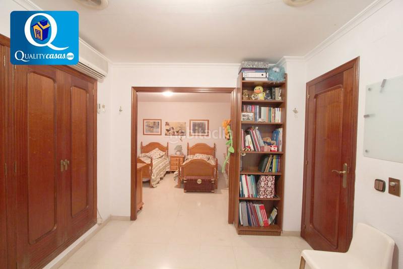 Foto 1777970a-01d2-4911-a1db-8c8f346e7551. Xalet amb aparcament a Alzabares Elche / Elx