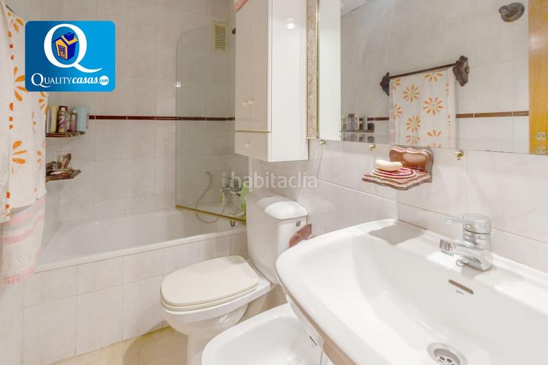 Foto beb57ccc-d05f-4c14-a5bb-103fb614551e. Piso  en venta en centro alfonso el sabio, 3 dormitorios. en Alicante
