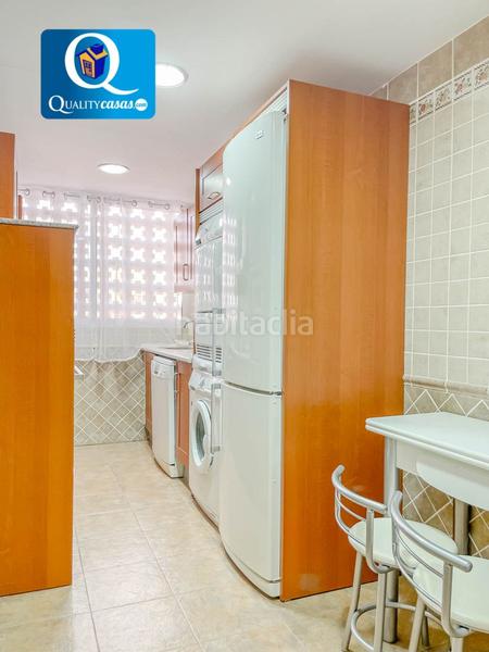Foto 14817a73-c2c4-4124-b346-aecdf3897c6b. Apartament amb aparcament piscina a Playa Muchavista Campello (el)