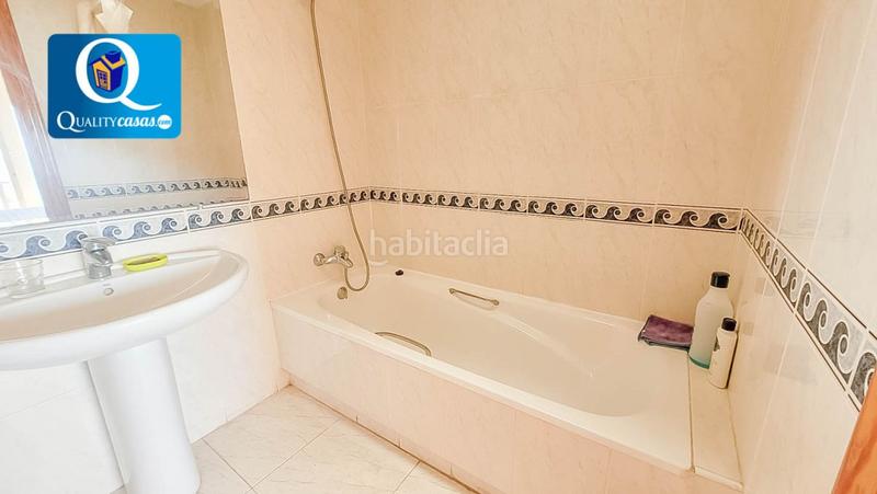 Foto 54942847-5206-4fad-927c-515d3b969d67. Casa adossada amb aparcament piscina a Pueblo Español-Coveta Fumá Campello (el)