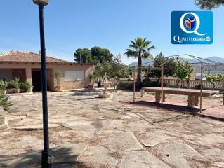 Casa a San Crispín-Huerta Nueva-Estación. Casa en venta en elda, 4 dormitorios.
