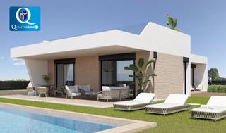 Xalet a Rojales. Villa en venta en ciudad quesada, 3 dormitorios.