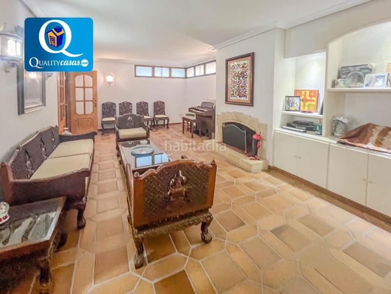 Foto d260745c-c362-42d2-8d7b-1e8edc275b34. Xalet amb calefacció aparcament a Almajada-Ravel Mutxamel