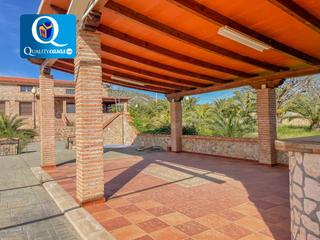 Xalet a Pedanías Este. Villa en venta en aspe, 8 dormitorios.