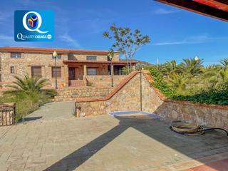 Xalet a Pedanías Este. Villa indep. en venta en aspe, 8 dormitorios.