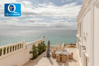 Xalet a Pueblo Acantilado-Lanuza. Chalet en venta en cala la merce, 5 dormitorios.
