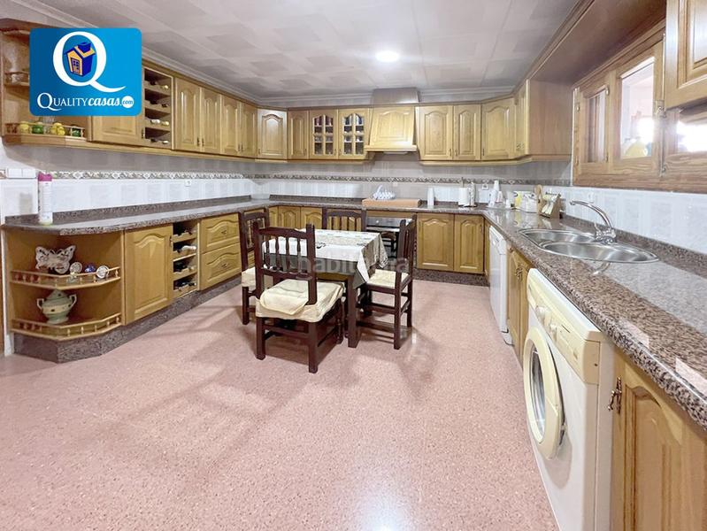 Foto 10f25c64-4d56-4561-b822-1f10894feb4b. Chalet con riscaldamento parcheggio in Montnegre Alicante