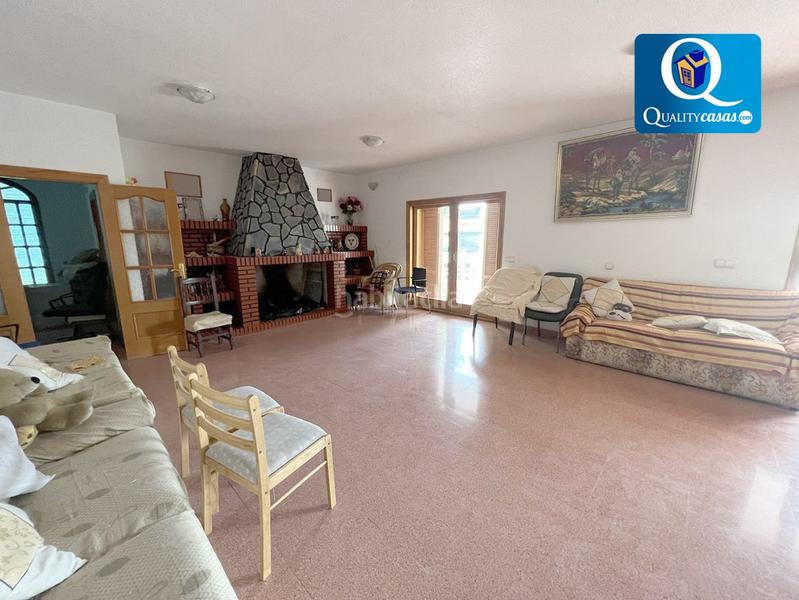 Foto 4e77e75f-58b1-495d-8056-2cd65f3c00bf. Chalet con riscaldamento parcheggio in Montnegre Alicante