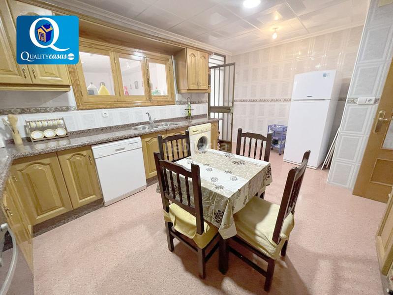 Foto ad6481b0-b1bd-45f3-96b8-3a779704a6f0. Chalet con riscaldamento parcheggio in Montnegre Alicante