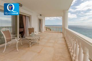 Xalet a Pueblo Acantilado-Lanuza. Villa indep. en venta en cala la merce, 5 dormitorios.