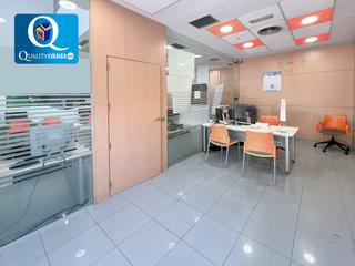 Geschäftsraum in Garbinet - Parque de las Avenidas. Local en venta en gran via, 3 dormitorios.