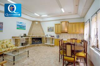 Maison jumelée à Novelda. Casa adosada en venta en novelda, 4 dormitorios.