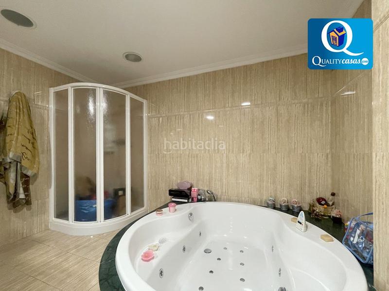 Foto 7a3ade26-fe25-44e2-96c1-05cc9131e462. Piso  en venta en centro, 4 dormitorios. en Reina Victoria - Miguel Hernández Elche / Elx