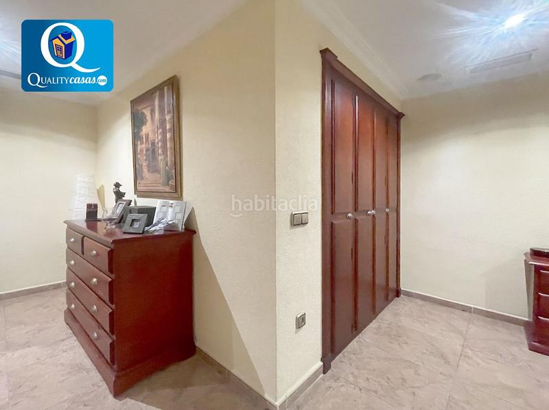Foto 8416ce2c-a5e8-452c-9bc8-9ee5d49d7668. Piso  en venta en centro, 4 dormitorios. en Reina Victoria - Miguel Hernández Elche / Elx