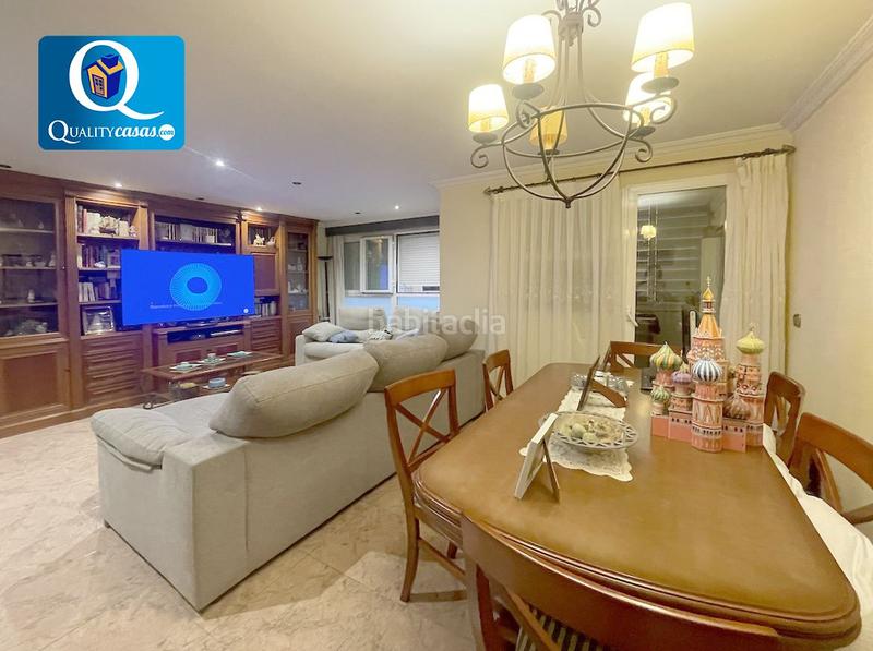 Foto cb5eca33-2741-412f-b738-933cdb36e696. Piso  en venta en centro, 4 dormitorios. en Reina Victoria - Miguel Hernández Elche / Elx
