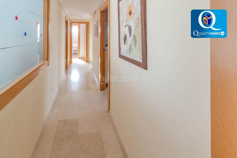 Foto b3c83ad0-4a56-4e40-8190-e959c1d41900. Ático atico en venta en playa san juan, 4 dormitorios. en Alicante