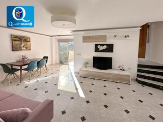 Maison à Banyeres de Mariola. Casa en venta en banyeres de mariola, 3 dormitorios.