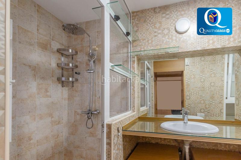 Foto 309a5580-c074-413d-9bd6-42532a414d36. Casa adossada amb calefacció aparcament a Salafranca-Lloixa San Juan de Alicante