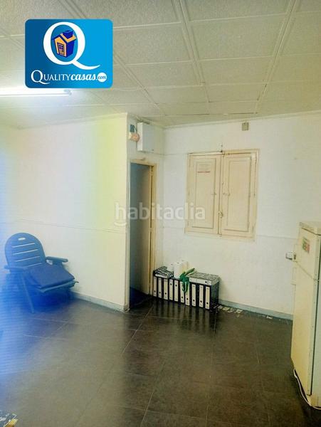 Foto 98a0f335-c687-41b8-aabd-5d4a2c16bcf1. Local comercial a Carolinas Altas Alicante