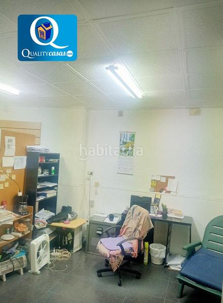 Foto edd6bc05-c7e3-4e6c-a3a3-8ee8bc11917e. Local comercial a Carolinas Altas Alicante