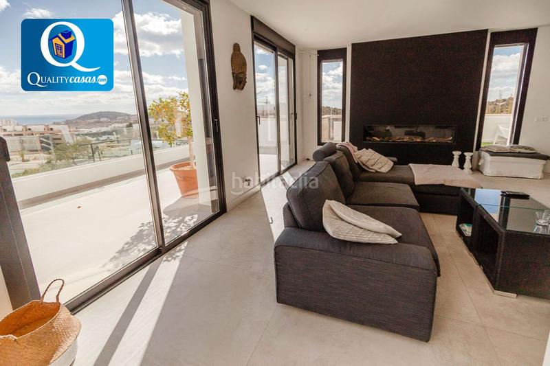 Foto 0237f04d-81a1-4994-984e-32815e5c1fe4. Chalet avec chauffage parking dans Golf Bahía Finestrat