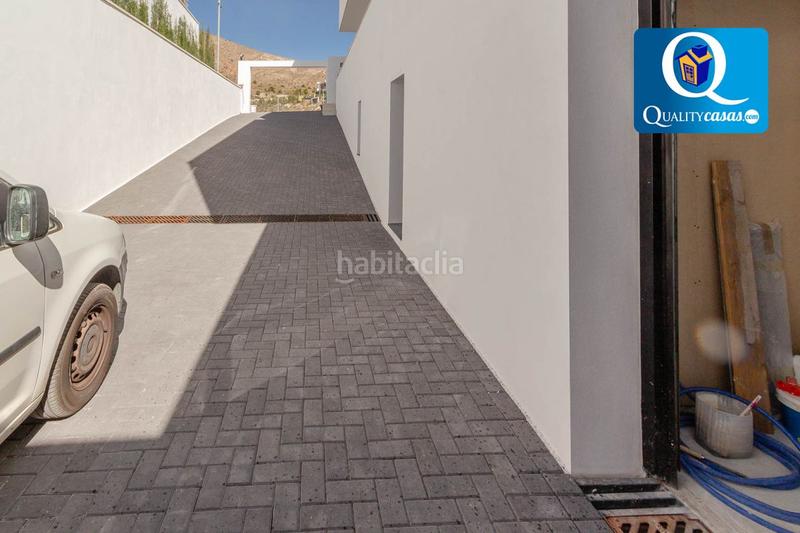 Foto 51a57b55-716b-40a6-83de-6538f82e5330. Chalet avec chauffage parking dans Golf Bahía Finestrat