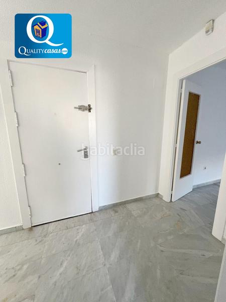 Foto 63da4157-cbc7-4d0b-82d1-2e806259ab1f. Appartamento con parcheggio piscina in Playa Poniente Benidorm