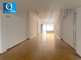 Affitto Locale commerciale in Centro. Local en alquiler en centro, 1 dormitorio.