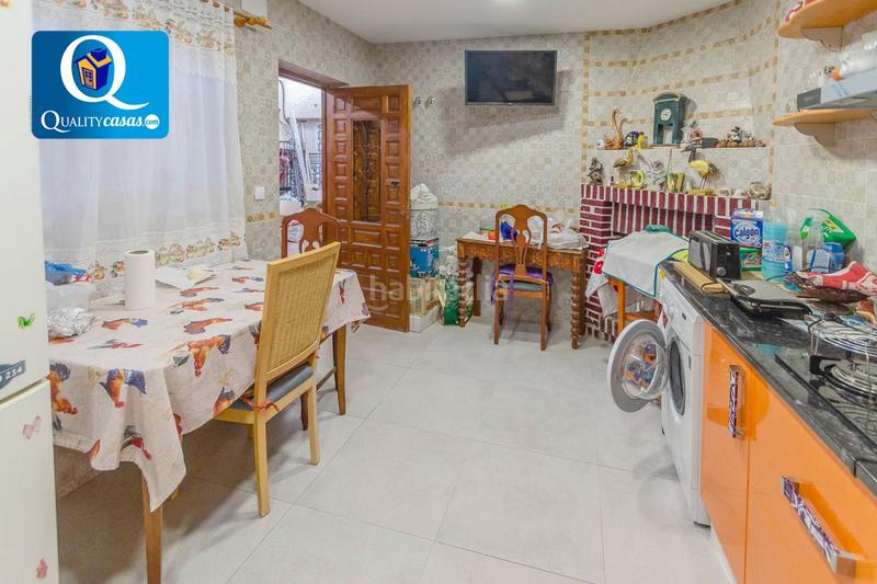 Foto 2bc754a1-7e3e-4ef3-83d9-a59ea348b932. Casa amb aparcament a Los Girasoles Sant Vicent del Raspeig