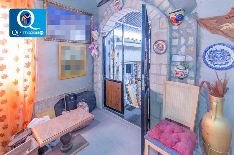 Foto 34bcf108-bb34-4e22-8189-21090c5943bc. Casa amb aparcament a Los Girasoles Sant Vicent del Raspeig