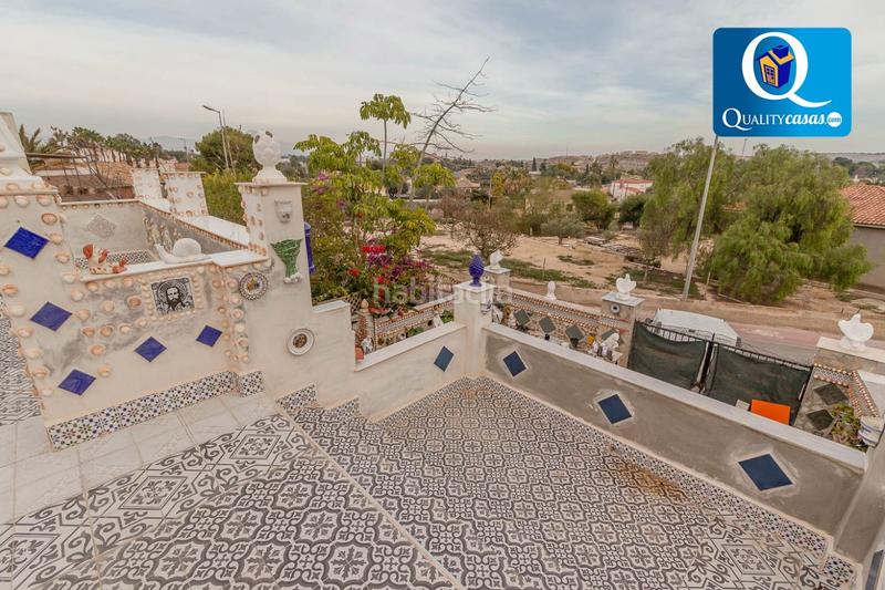 Foto 79121bb8-db28-46b1-9da4-232cc7de5a2e. Casa amb aparcament a Los Girasoles Sant Vicent del Raspeig