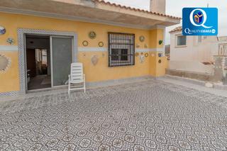 Maison  Enebro. Casa en venta en san vicente del raspeig, 7 dormitorios.