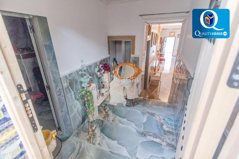 Foto c4f75daa-c293-4e8f-905f-3f431db51fd8. Casa amb aparcament a Los Girasoles Sant Vicent del Raspeig