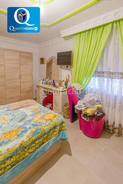 Foto e77e198b-d44d-4418-82c0-e2f8808cf24c. Casa amb aparcament a Los Girasoles Sant Vicent del Raspeig