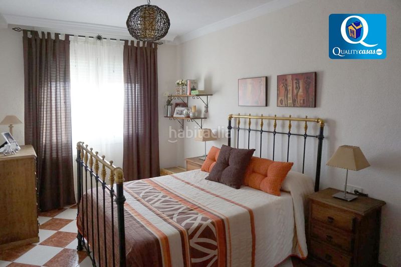 Foto f75b9bd8-d2a7-4308-ae36-9cd469134c65. Casa amb calefacció aparcament a Cortes de Baza