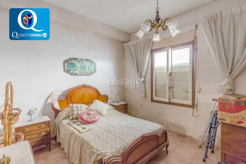 Foto 1327e2f6-21b2-4ad0-8913-32da50b10dce. Casa con parcheggio in El Altet Elche / Elx