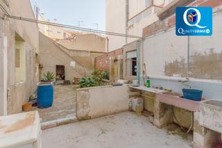 Casa a El Altet. Casa en venta en el altet, 4 dormitorios.