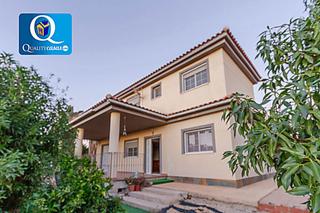 Xalet a Busot. Chalet en venta en busot, 4 dormitorios.