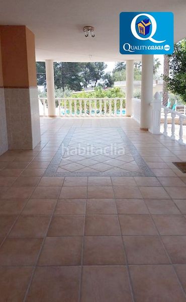 Foto 37b82664-fb5b-4e02-aa71-91e6f9cffe96. Chalet avec parking dans Crevillente