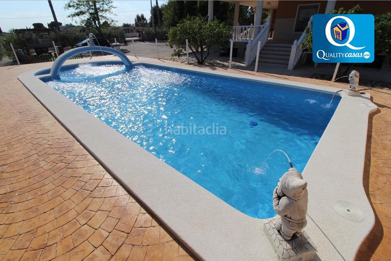 Foto 45471fe7-4292-4f1b-b4a7-b93cce874664. Chalet avec parking dans Crevillente