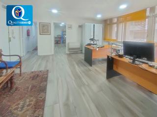 Business premise in Centro