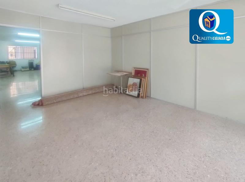 Foto 00d2a021-7dd3-4990-bdc4-a528028531e1. Locale commerciale in Centro San Juan de Alicante