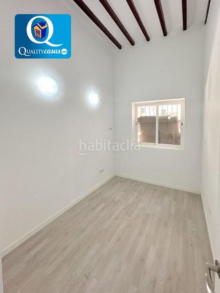 Foto 17efdcdd-1d5b-4aa4-b896-a20ccf342c1f. Casa  en venta en centro, 4 dormitorios. en Prosperidad Aspe