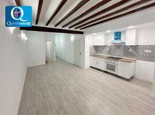 Casa a Prosperidad. Casa en venta en centro, 4 dormitorios.