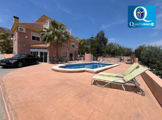Xalet a Valle del Sol. Chalet en venta en rio park, 6 dormitorios.