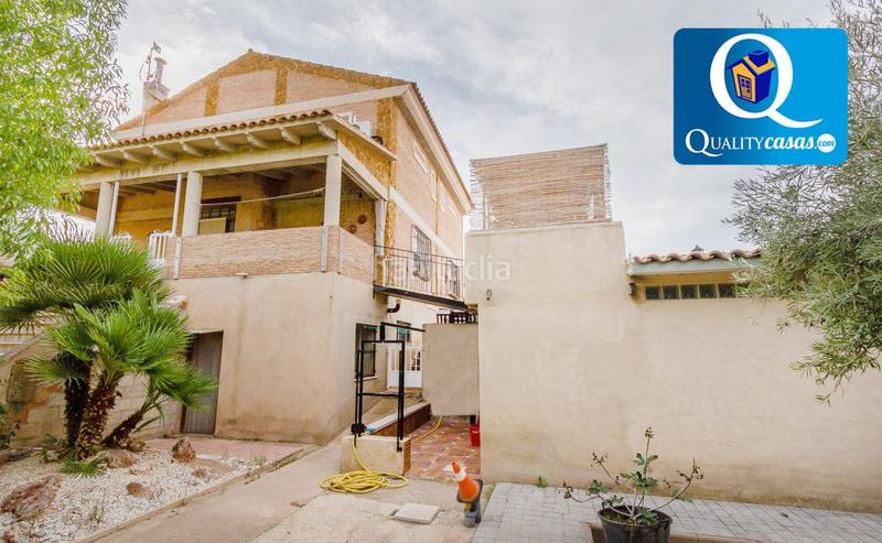 Foto 7aa85451-38a3-4d56-8c4b-73218eeb7d77. Chalet  en venta en rebolledo, 8 dormitorios. en Alicante