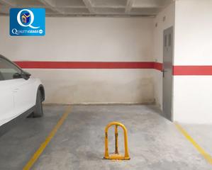 Parking voiture à Mercado. Garaje en venta en centro  alfonso el sabio.