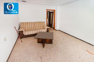Pis a Pont Nou - Corazón de Jesús. Piso en venta en centro, 2 dormitorios.