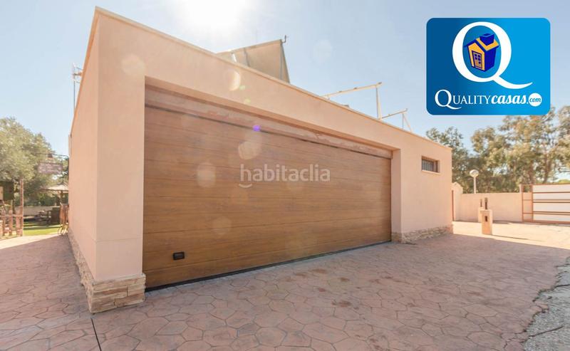 Foto 49a7ab61-5308-4290-ada8-bf5711edf488. Chalet  en venta en pueblo español, 4 dormitorios. en Campello (el)