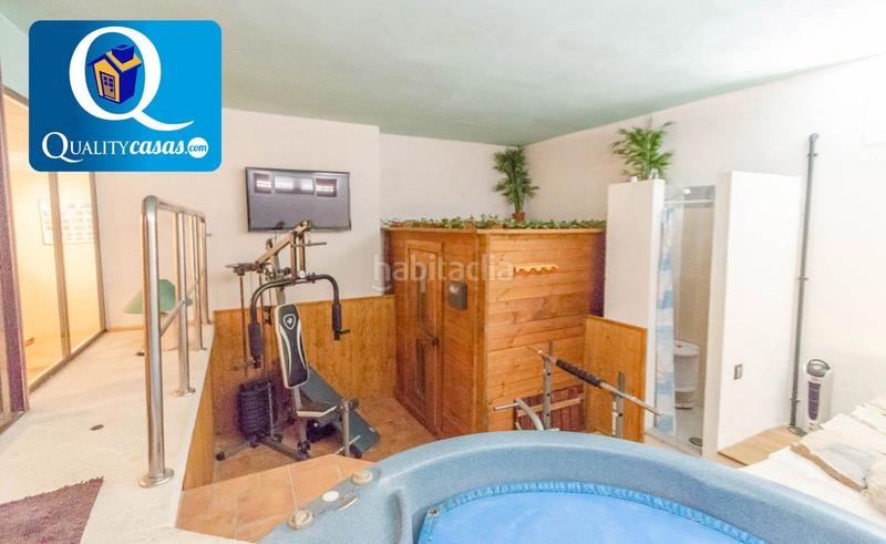 Foto 5d197a48-3d79-4531-8fce-f079436aa0aa. Chalet  en venta en pueblo español, 4 dormitorios. en Campello (el)